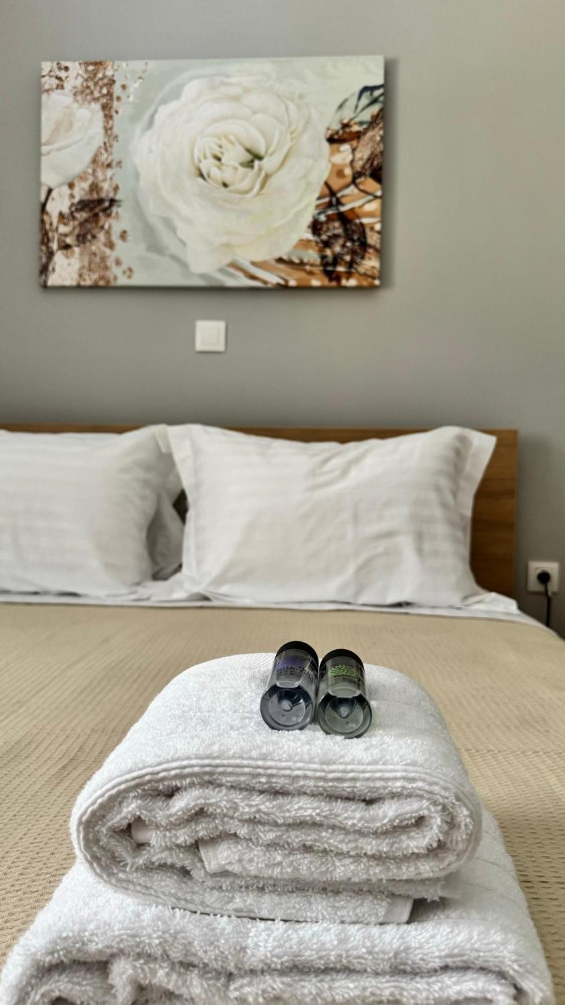 アテネUrban Breeze Aparment 1アパートメント エクステリア 写真