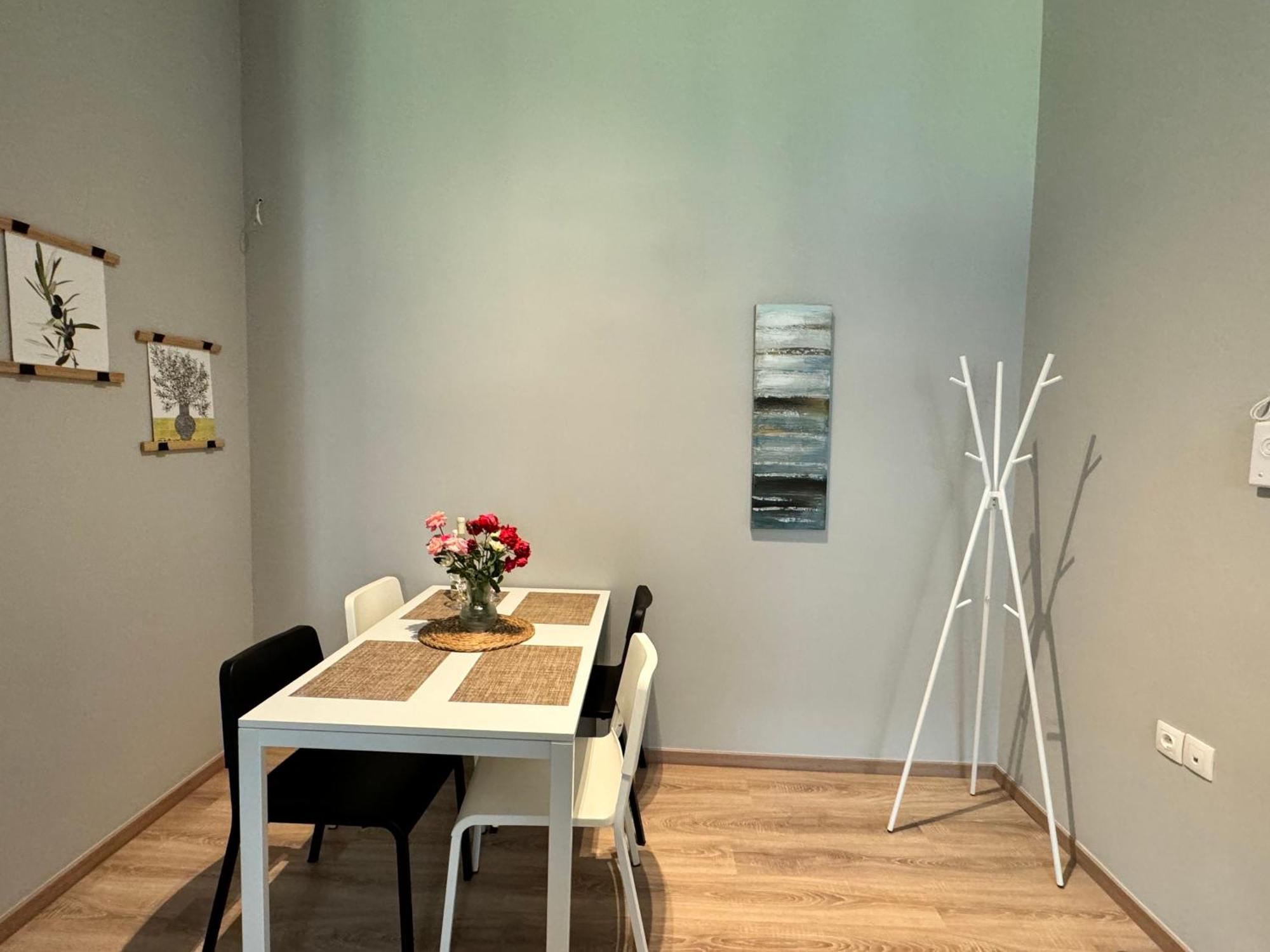 アテネUrban Breeze Aparment 1アパートメント エクステリア 写真