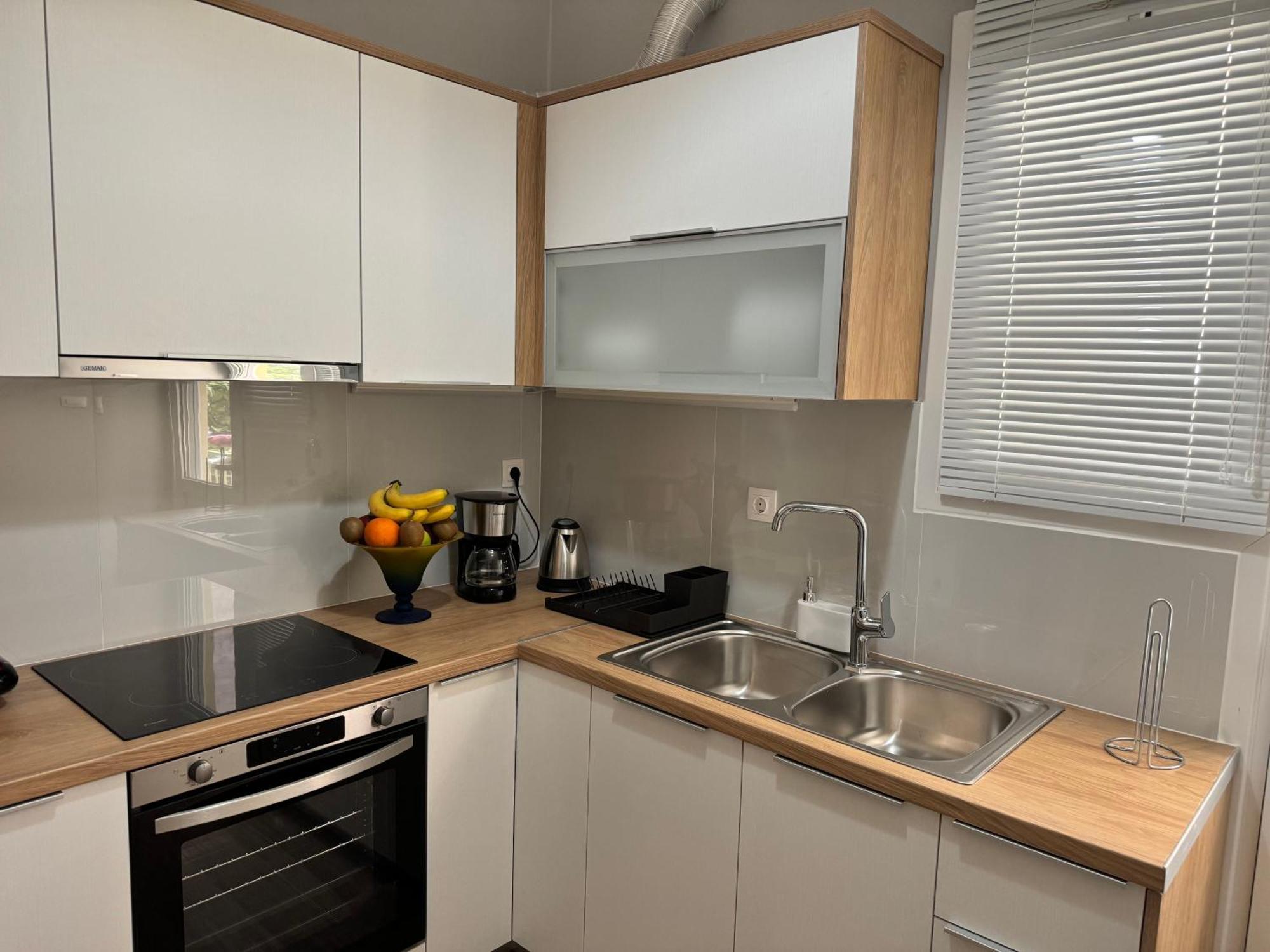 アテネUrban Breeze Aparment 1アパートメント エクステリア 写真
